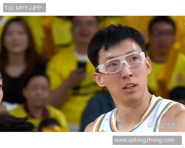 周琦表现抢眼，被誉为当之无愧的内线王