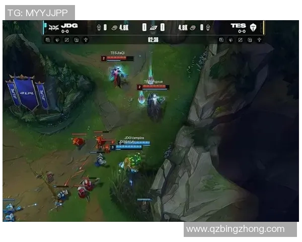 小奶油三杀的精彩瞬间揭示了电竞赛场上的激情与策略之美